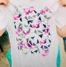 Load image into Gallery viewer, T-shirt Woodblock Printing
