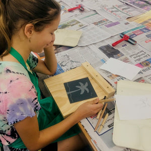 Kids School Holiday Arts and Crafts - Teens lino printing